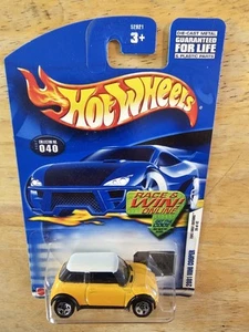 Hot Wheels 2001 Mini Cooper, Yellow; 2002 First Editions Series 28/42, # 040 - Picture 1 of 4