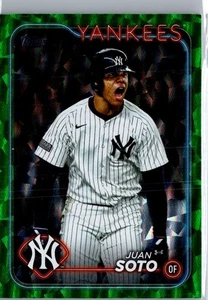 2024 Topps Update Juan Soto Green Foil /499 - Picture 1 of 2