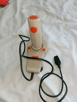 JOYSTICK COMMODORE CBM 1399 COMMODORE 64 OTTIMO ORIGINALE COMMODORE CC1  37409 - Image 1 of 3