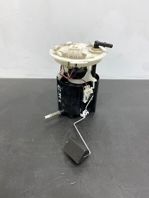 2009-2013 CADILLAC CTS V FUEL PUMP HANGER ASSEMBLY DUAL PUMP USED - Image 1 of 4