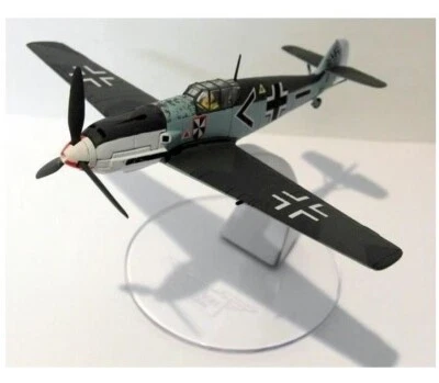 Corgi AA49205 1/72 Messerschmitt BF109E Inclus Authentique Repro Capturés Notes - Photo 1/3