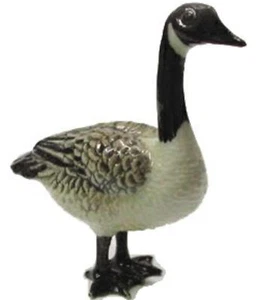 Northern Rose Miniature Porcelain Bird Figure Canada Goose R021 - Picture 1 of 2