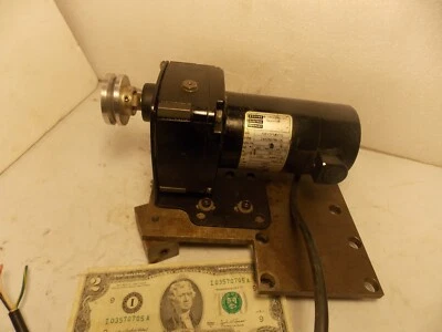 Bodine 1/29 Hp 8.3 Rpm 300:1 40 Lb-in 24A2BEPM-D5 24 Vdc or 130VDC Gearmotor - Image 1 of 4