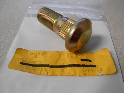 NOS Caterpillar OEM Stud Fits: Backhoe Loaders 416 420 424 428 430 8T-6653 - Image 1 of 4