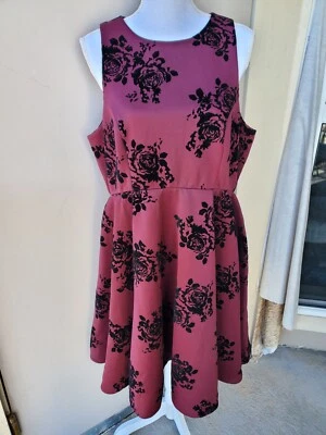 Vestido tórrido para mujer 14 rosas de terciopelo sin mangas flocado forrado boho pinup formal Foto 1 de 4