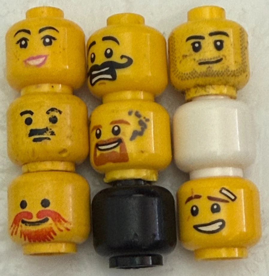 LEGO LEGO😊🌟 BULK LOT  minifigure HEADS  BOYS GIRLS CHILDREN ADULT TOYS. - Image 1 of 1