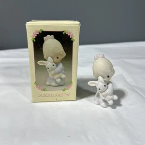 Precious Moments "Jesus Loves Me” 1994 Retired figurine #E9279 3f - Picture 1 of 8
