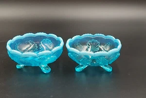 Northwood Jefferson Blue Opalescent Shell Three Footed Berry Bowl Set of 2 - Picture 1 of 8