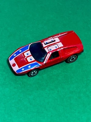 1976 Hot Wheels Flying Colors REDLINE Mercedes Benz C-111 - with HTF White Tampo - Image 1 of 4
