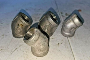 1/2" 150 Threaded (NPT) 45° Elbow 316 Stainless Steel Pipe Fittings - Picture 1 of 11