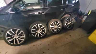 VW Golf 7 & R-Line Sportsvan Sommerräder 17 Zoll Felgen Madrid 5G0601025DG - Bild 1 von 4