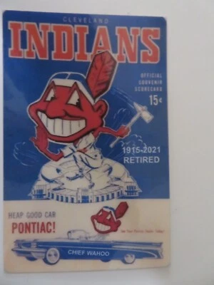 INDIOS DE CLEVELAND, JEFE WAHOO, IMÁN DE TARJETA DE PUNTUACIÓN DE RECUERDO, CABALGANDO EN SU PONTIAC Foto 1 de 3