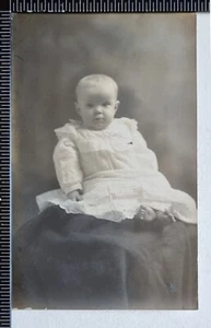 POSTCARD RPPC LOVELY BABY ON CHAIR - Picture 1 of 2