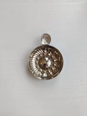 Chateau de Meursault Metal Wine Tasting Tastevin Cup, France, 8.5cm Diameter - Image 1 of 4