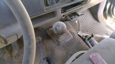 1999 F250 Super Duty Floor Shifter Lever Shift Unit Manual Transmission 6 Sp 4x4 - Image 1 of 4