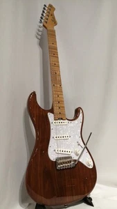 Infinite TRAD ST Electric Guitar Used - Picture 1 of 24
