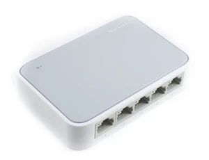 Switch tp-link 5 porte lan rj45 10/100 mbpst TL-SF1005D - Foto 1 di 1