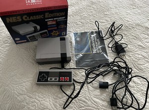 Super Nintendo Entertainment System SNES Classic Edition - CLV-201