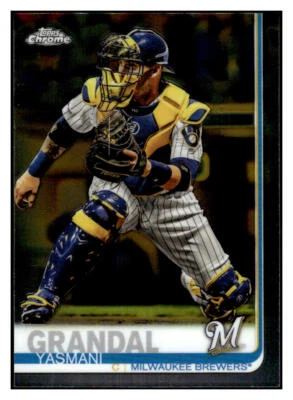2019 Topps Chrome Update #17 Yasmani Grandal Milwaukee Brewers - Image 1 of 2