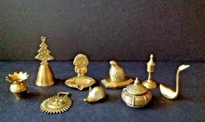 Lot 9 VTG Small Brass Shaker, Incense Burner, Mouse, Sun, Swan, pot, Shoe, Quail - Picture 1 of 4