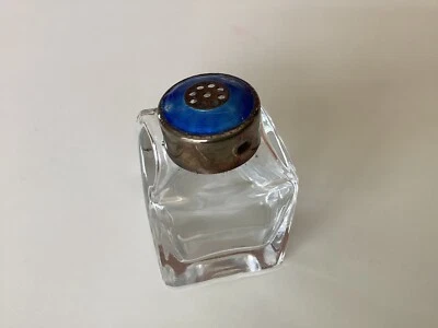 ASTRI HOLTHE Noruega ESTERLINA Esmalte Guilloche Vidrio Sal Pimienta Coctelera Azul Foto 1 de 4