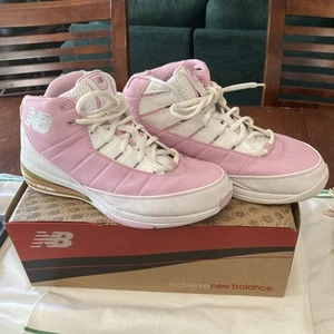 Vintage Susan G Komen New balance 889 Running Breast Cancer Pink Shoes Size 9.5 - Picture 1 of 7