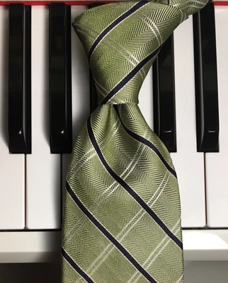 JOSEPH & LYMAN / Corbata de seda a cuadros a rayas inteligentes verde musgo, negro y plateado (nueva) Foto 1 de 4