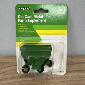 Ertl John Deere 1/64 Diecast Metal Farm Implement Gravity Feed Wagon #5552 NIB! - Picture 1 of 2