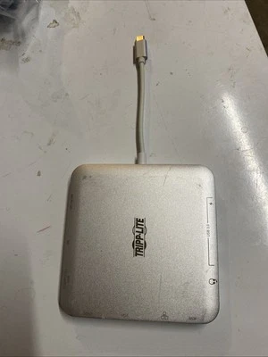 Tripp-Lite USB 3.1 Gen 1 USB-C Smart-Card Flash-Memory Media Reader - Image 1 of 4