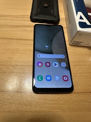 Samsung Galaxy A12 - 64GB - Schwarz (Ohne Simlock) (Dual-SIM) - Bild 1 von 4