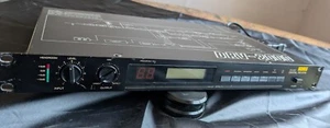 Korg – DRV-2000 Digital Reverb Rack Mount Vintage -Multi-EFX- MIDI-FREE SHIPPING - Picture 1 of 7
