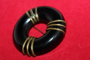 Antiker seltener Vintage 30er Jahre schwarzer runder Bakelit mit Messing Akzenten Pin! - Bild 1 von 14