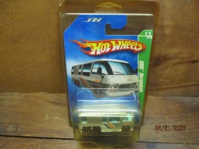 HOT WHEELS 2009 TREASURE HUNT #53 GMC MOTORHOME 1:64 SCALE DIECAST COLLECTIBLE - Image 1 of 2