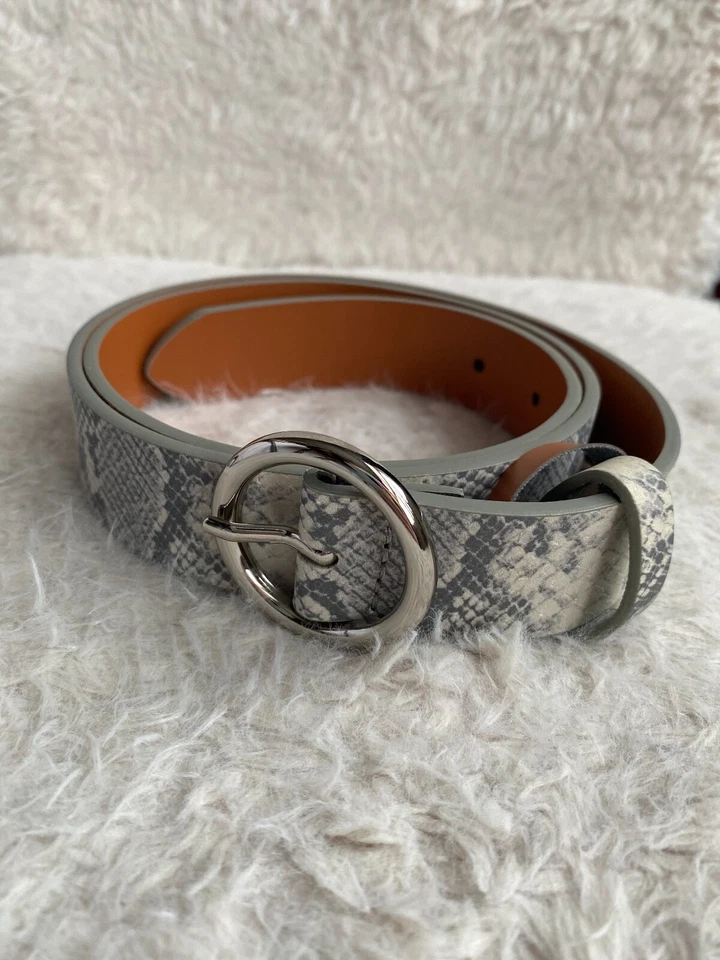 Women's Size Small Halogen Grey/White Snakeskin Belt - Изображение 1 из 1