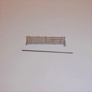 Triang Spot-On 111 158 Articulated Trailer Tailgate & Pin - Picture 1 of 4