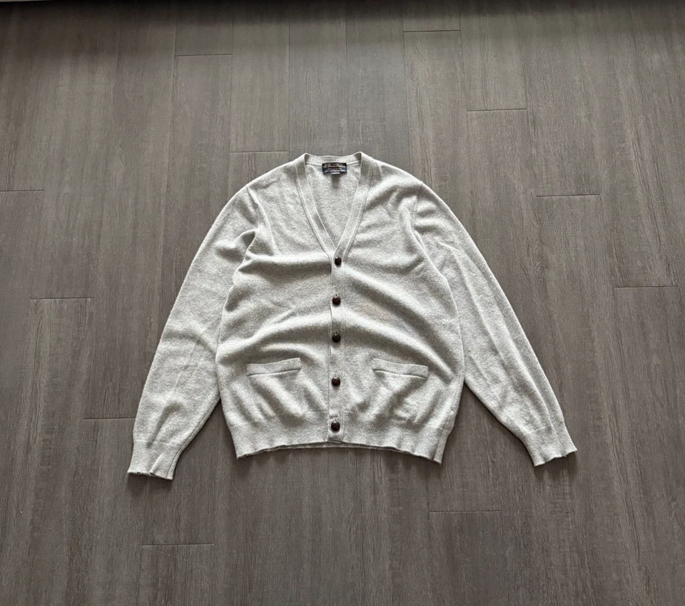 Brooks Brothers Gray 3-Ply Scottish Cashmere Cardigan Size L Preppy Old Money - Image 1 of 4