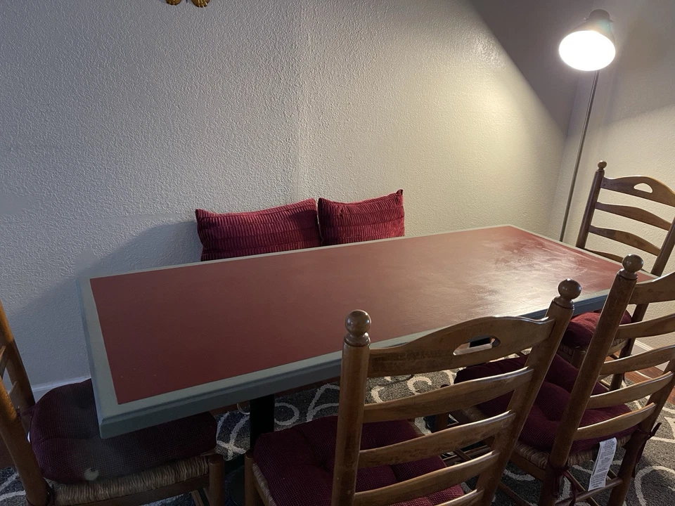 Mesa de comedor bistró estilo italiano única Foto 1 de 4