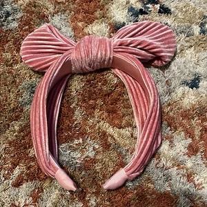 Accesorio de diadema de terciopelo con lazo rosa - Imagen 1 de 8
