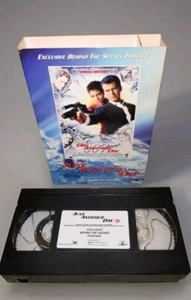 Die Another Day Behind The Scenes VHS PAL Cardboard Carton 2003 ** Not Movie ** - Picture 1 of 8