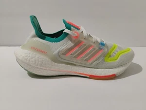 ⚪️ Adidas UltraBoost 22 Running Shoes Wmns Sz 8 White Turbo Mint Sneaker GX8015 - Picture 1 of 8