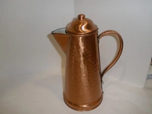 Caffettiera vintage gregoriana fatta a mano in rame massiccio martellato con coperchio - Foto 1 di 5