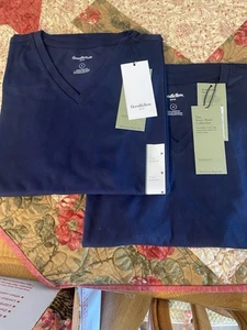 2 Herren Kurzarm V-Ausschnitt T-Shirt - Standard Fit Goodfellow - Größe 2XL - Bild 1 von 2