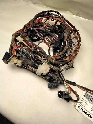 BMW 528E 1985 ventana eléctrica/arnés de bloqueo. Completo, sin cortar 61121376302 Foto 1 de 2