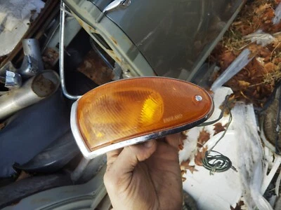 捷豹 S 型前 L&R 转向信号原始设备制造商 — 第 1/3 张图片