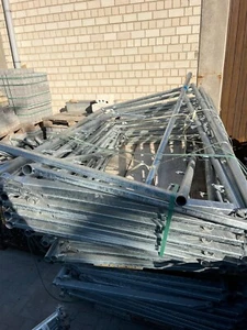 10 DACHFANGSTÜTZE /L-STÜCK/ SCHUTZGITTERSTÜTZE SL 200X110CM - GEBRAUCHT - GERÜST - Bild 1 von 2