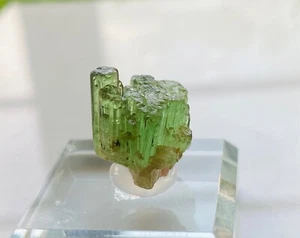 Natural Tourmaline Raw Gemstone Green Color 21.5 Carats From Africa - Picture 1 of 4