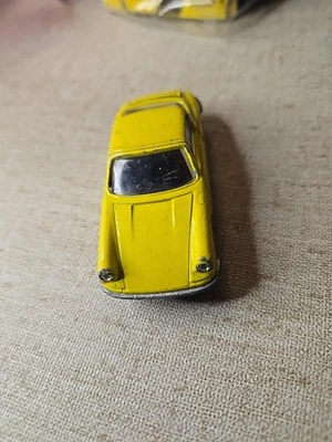  Винтажный 1970-е ERTL желтый Porshe 911 с открывающейся крышкой багажника и драгоценными фарами - HK - Изображение 1 из 4