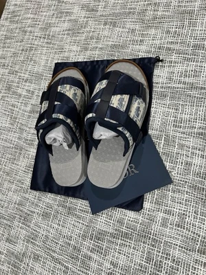 Dior Slides Talla 42 Nuevo Sin Defectos, Incluye Caja y Bolsa Antipolvo Foto 1 de 4