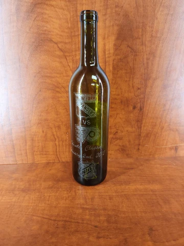 New York Rangers vs Detroit Red Wings 750ml Palmer Wine Bottle Cover