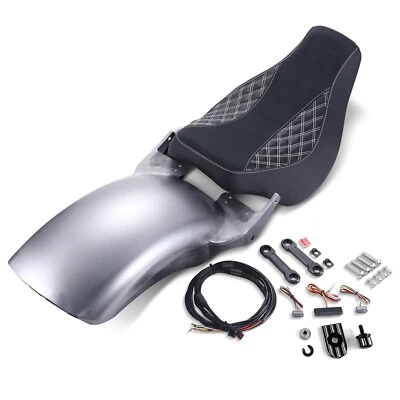 Guardabarros trasero INCA para Harley Softail Slim/Fat Bob y cojín de asiento individual 2018-2024 Foto 1 de 4